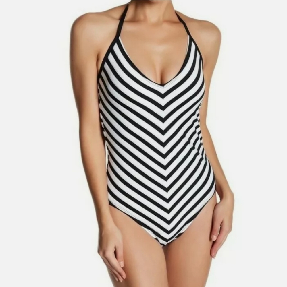 One piece swimsuit 🩱